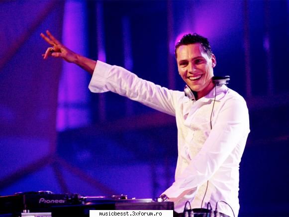 Tiesto - Biografie - Tiesto, pe numele adevarat Tijs Verwest, s-a - Totul despre Muzica